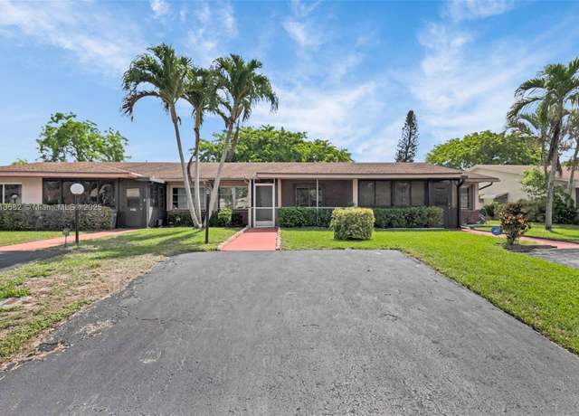 Property at 14386 Campanelli Dr, Delray Beach, FL 33484, 2 beds, 2 baths