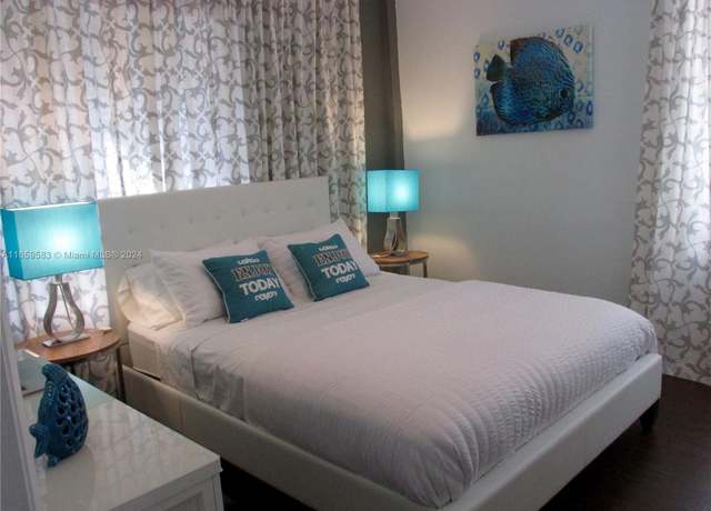 Property at 3030 Collins Ave Unit 3E, Miami Beach, FL 33140, 1 bed, 1 bath