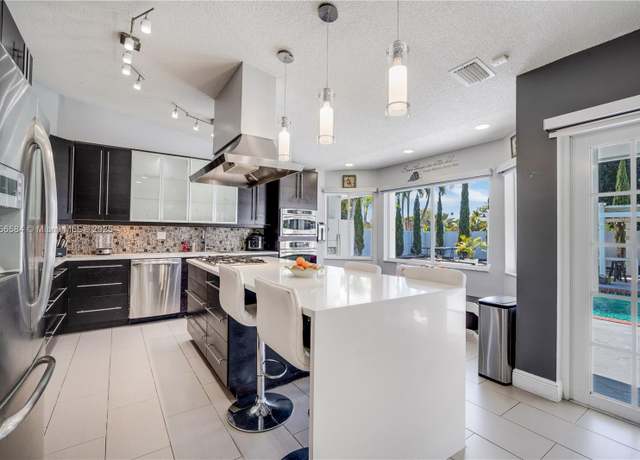 Property at 14750 SW 151st Ter, Miami, FL 33196, 4 beds, 4.5 baths