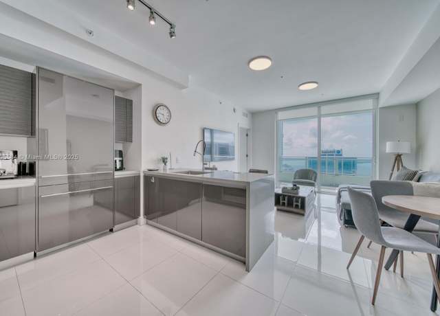 Property at 1080 Brickell Ave #3802, Miami, FL 33131, 1 bed, 1.5 baths