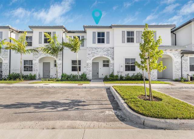 Property at 16318 SW 291st St, Homestead, FL 33033, 3 beds, 2.5 baths