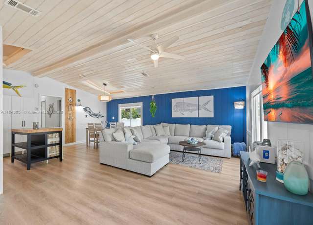 Property at 227 Cuba Rd, Tavernier, FL 33070, 3 beds, 2 baths
