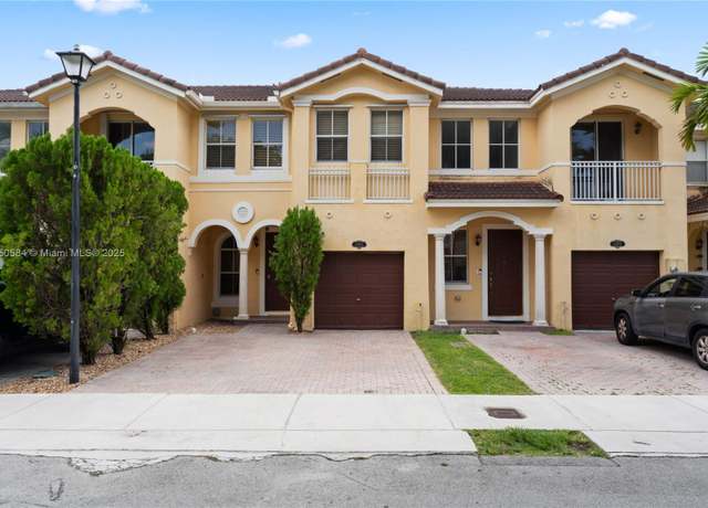 Property at 14968 SW 8th Ln, Miami, FL 33194, 3 beds, 2.5 baths