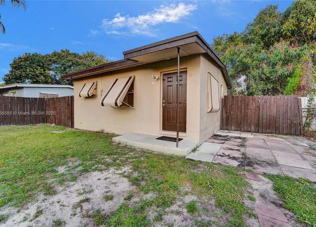 Property at 1725 Lauderdale Manor Dr, Fort Lauderdale, FL 33311, 2 beds, 1 bath