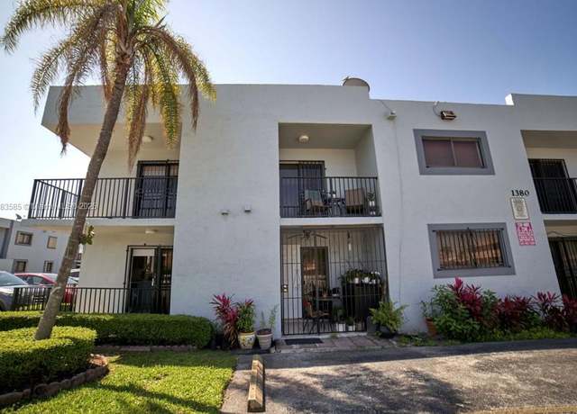 Property at 1380 W 41st St #101, Hialeah, FL 33012, 2 beds, 2.5 baths