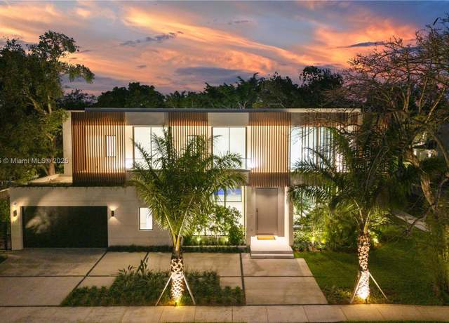 Property at 7700 SW 50th Ct, Miami, FL 33143, 6 beds, 6.5 baths