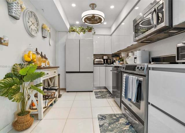 Property at 20355 NE 34th Ct #2326, Aventura, FL 33180, 2 beds, 2 baths