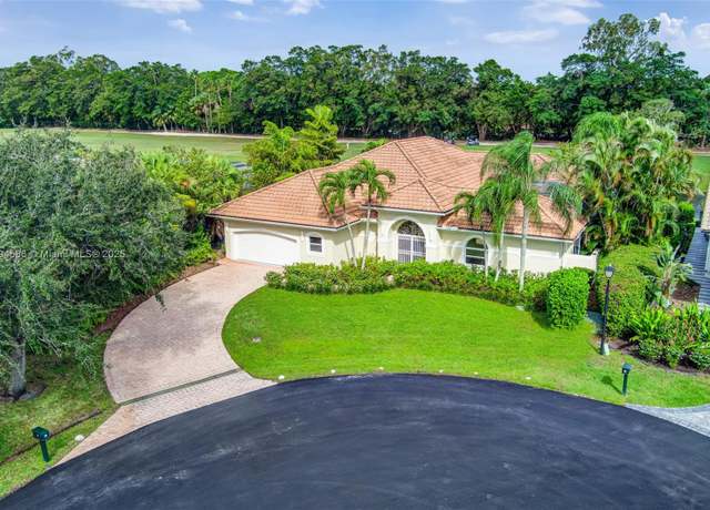 Property at 4 Mccairn Ct, Palm Beach Gardens, FL 33418, 4 beds, 4 baths