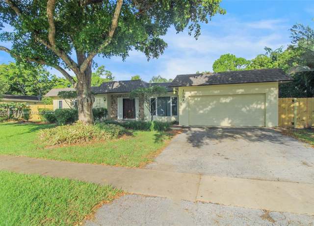 Property at 1531 SW 67th Ter, Plantation, FL 33317, 3 beds, 2 baths
