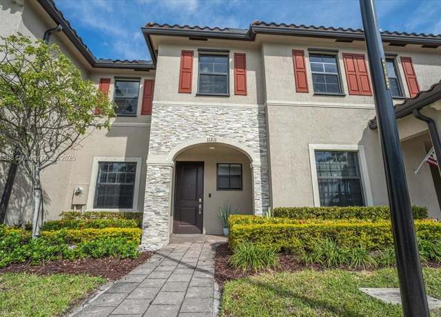 Property at 11211 SW 249th St, Homestead, FL 33032, 3 beds, 2.5 baths