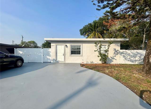 Property at 2825 NW 6th St, Pompano Beach, FL 33069, 2 beds, 1 bath