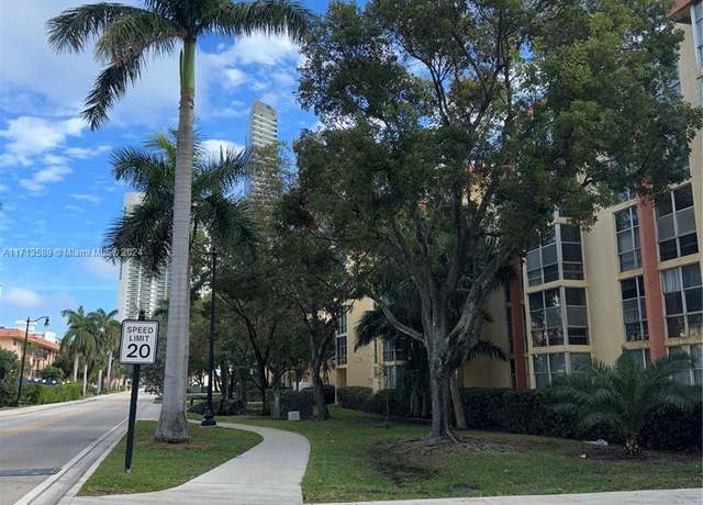 Property at 210 172nd St #523, Sunny Isles Beach, FL 33160, 1 bed, 1.5 baths