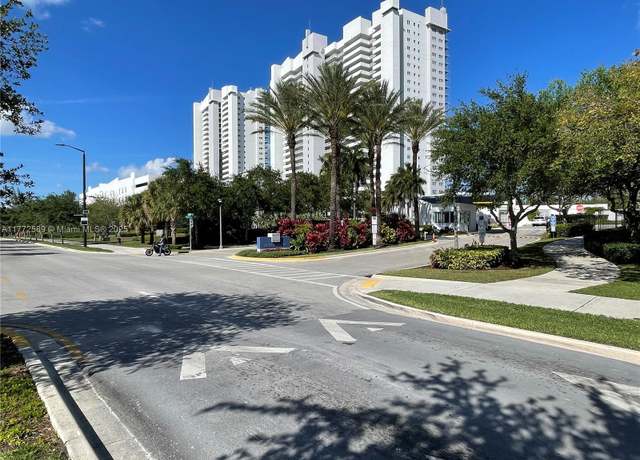 Property at 14951 Royal Oaks Ln #808, North Miami, FL 33181, 2 beds, 2.5 baths