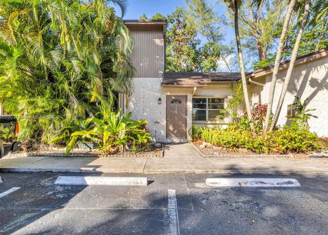 Property at 7243 W Sunrise Blvd Unit 7243K, Plantation, FL 33313, 3 beds, 2 baths