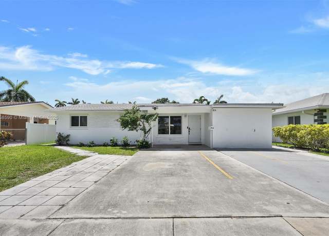 Property at 814 NE 4th St, Hallandale Beach, FL 33009, 5 beds, 4 baths