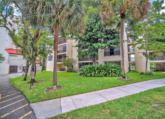 Property at 2311 S Cypress Bend Dr Unit 316B, Pompano Beach, FL 33069, 2 beds, 2 baths