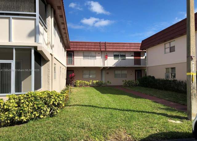 Property at 591 Saxony M #591, Delray Beach, FL 33446, 1 bed, 1.5 baths