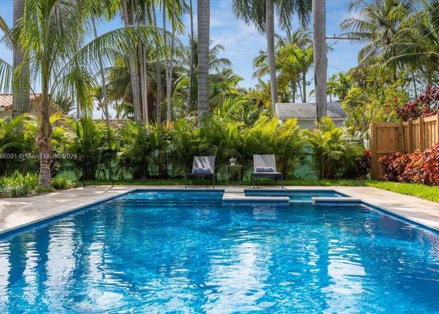 Property at 1339 Jefferson St, Hollywood, FL 33019, 4 beds, 4 baths