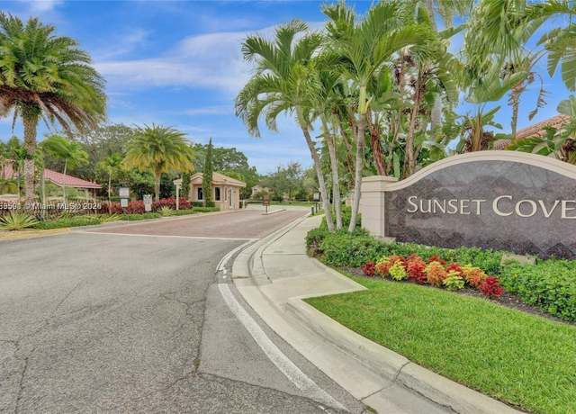 Property at 10132 NW 4th, Plantation, FL 33324, 3 beds, 2.5 baths