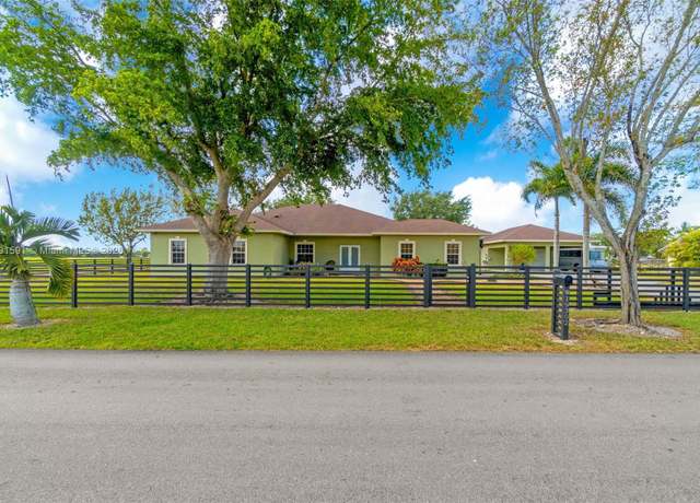 Property at 19302 SW 292nd St, Homestead, FL 33030, 4 beds, 3 baths