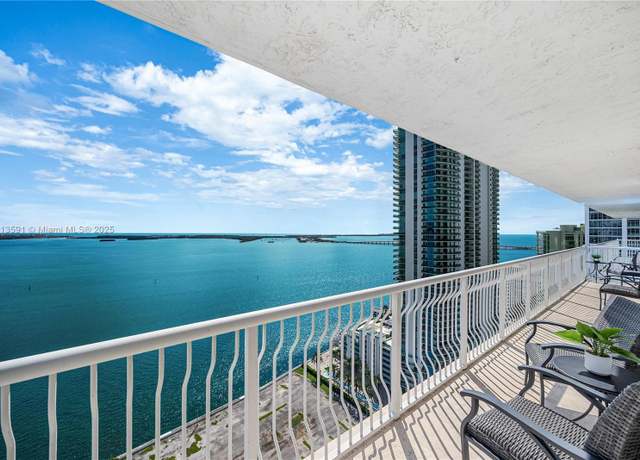 Property at 1200 Brickell Bay Dr #3102, Miami, FL 33131, 3 beds, 2 baths