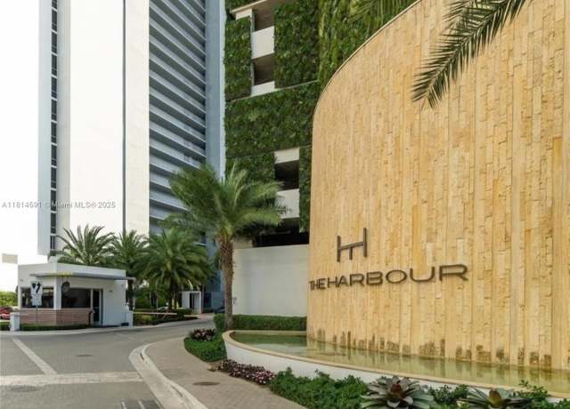 Property at 16385 Biscayne Blvd #1905, North Miami Beach, FL 33160, 2 beds, 2 baths