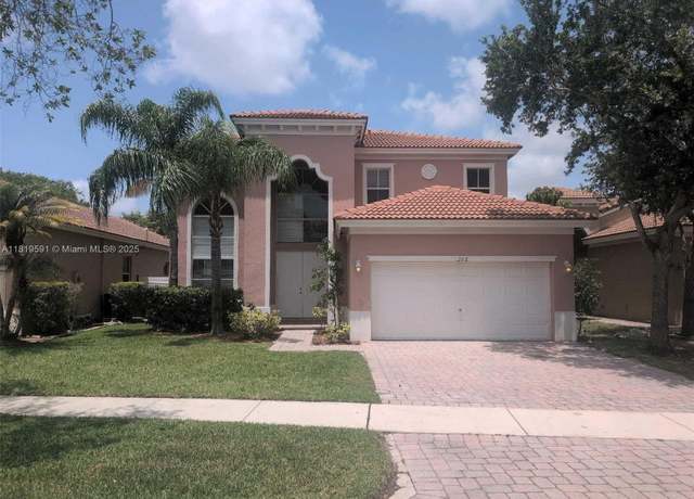Property at 1202 NE 37th Pl, Homestead, FL 33033, 4 beds, 2 baths
