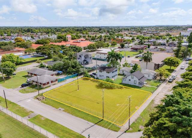 Property at 85 NW 5th St, Homestead, FL 33030