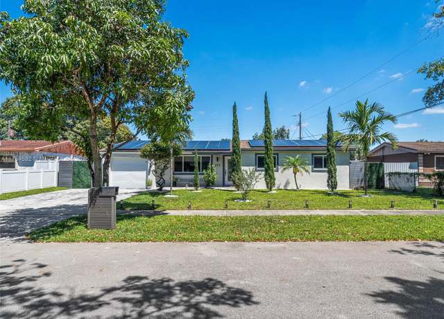 Property at 251 N 71st Ave, Hollywood, FL 33024, 3 beds, 2 baths