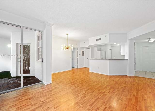 Property at 3205 NE 184th St #9304, Aventura, FL 33160, 2 beds, 2 baths