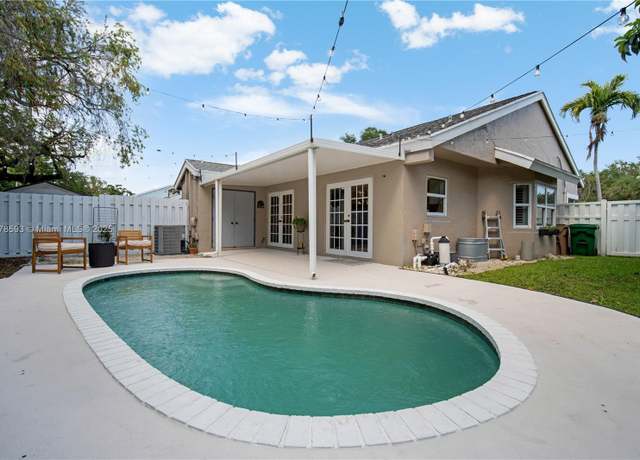 Property at 1151 SW 111th Way, Davie, FL 33324, 2 beds, 2 baths