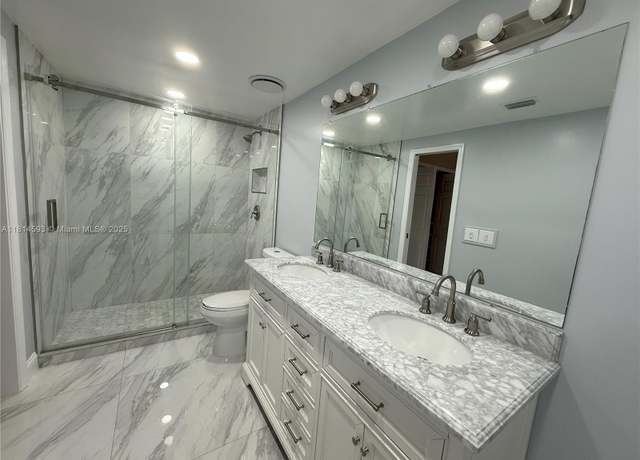 Property at 5416 Eagle Lake Dr #4, Palm Beach Gardens, FL 33418, 3 beds, 2 baths