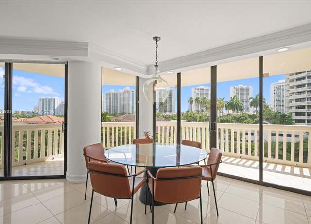 Property at 1000 W Island Blvd #504, Aventura, FL 33160, 3 beds, 2.5 baths