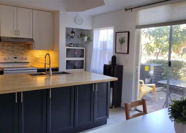 Property at 4938 Windward Way #1304, Dania Beach, FL 33312, 2 beds, 2.5 baths