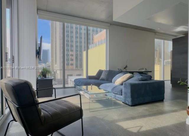 Property at 151 SE 1st St #510, Miami, FL 33131, 1 bed, 1 bath