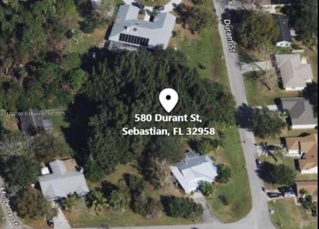 Property at 580 Durant St, Sebastian, FL 32958