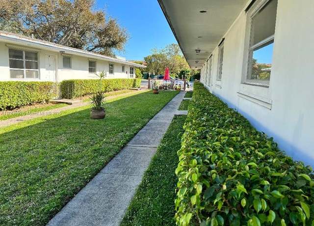 Property at 2215 Jackson St #4, Hollywood, FL 33020, 1 bed, 1 bath