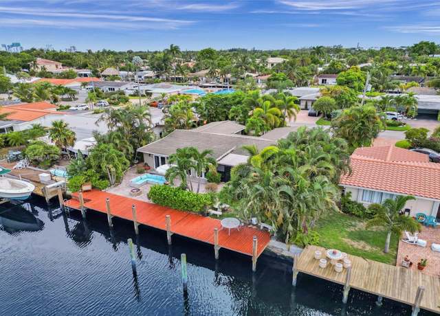 Property at 2200 NE 19th Ave, Wilton Manors, FL 33305, 4 beds, 4 baths