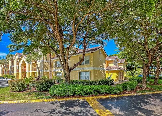 Property at 7680 Westwood Dr #823, Tamarac, FL 33321, 3 beds, 2 baths