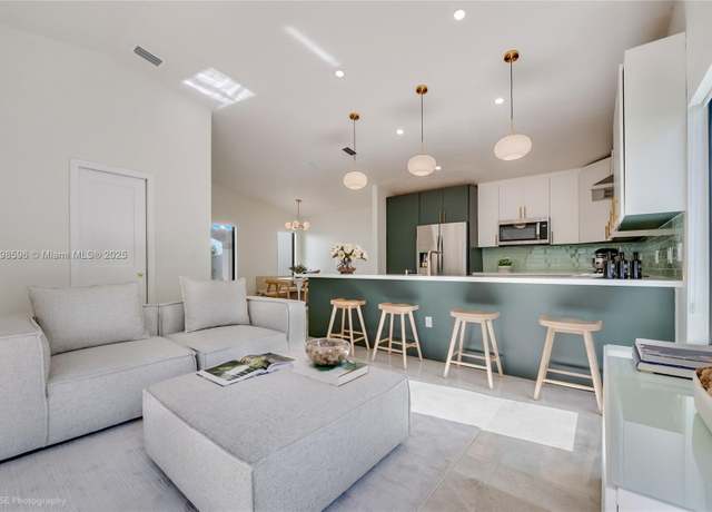 Property at 14584 SW 115th St, Miami, FL 33186, 3 beds, 2.5 baths