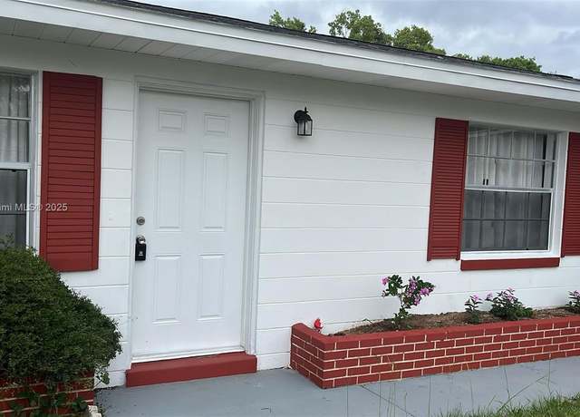 Property at Undisclosed address, Ocala, FL 34472, 3 beds, 1 bath