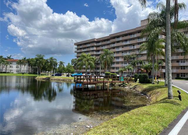 Property at 250 Jacaranda Dr #303, Plantation, FL 33324, 2 beds, 2 baths