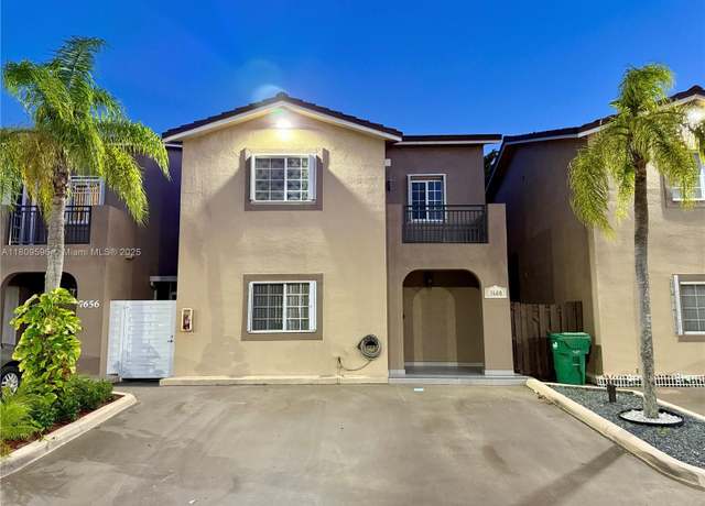 Property at 7664 NW 182nd Ter #105, Hialeah, FL 33015, 3 beds, 2 baths