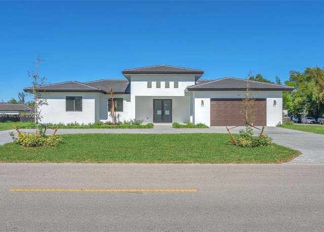 Property at 15455 SW 232 St, Miami, FL 33170, 5 beds, 4 baths