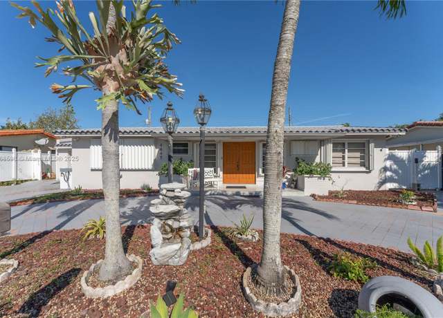 Property at 4645 SW 95th Ave, Miami, FL 33165, 4 beds, 3 baths