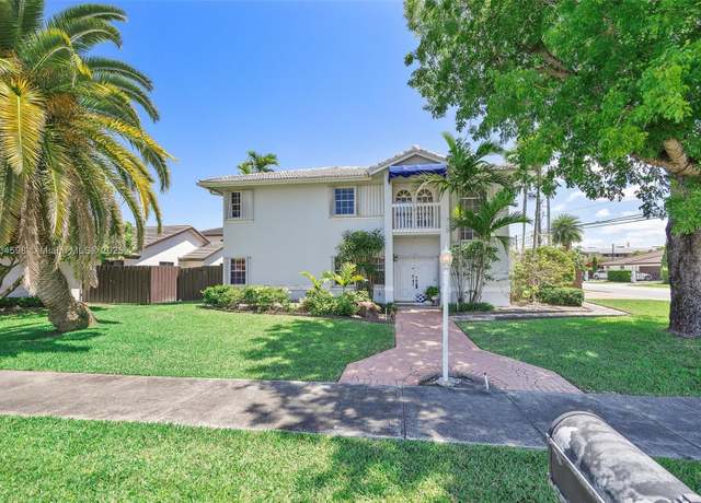 Property at 8906 SW 69th St, Miami, FL 33173, 4 beds, 3 baths