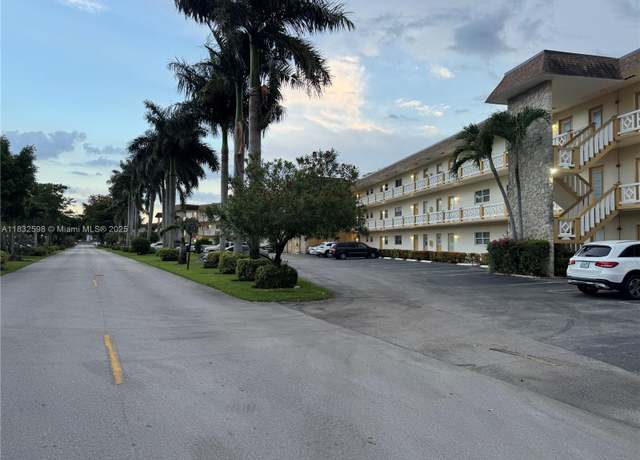 Property at 5111 W Oakland Park Blvd #307, Lauderdale Lakes, FL 33313, 1 bed, 1 bath