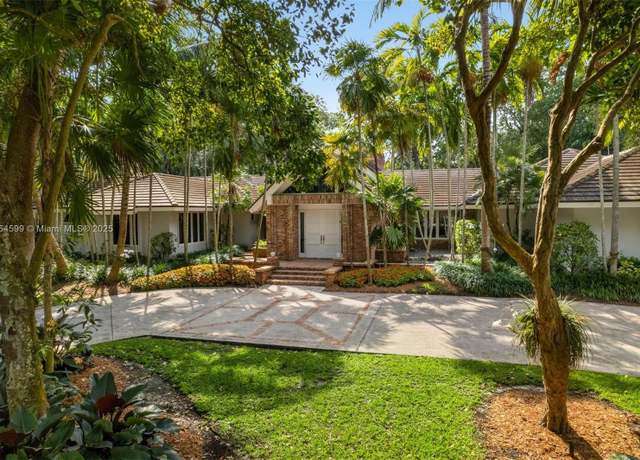 Property at 9000 Arvida Dr, Coral Gables, FL 33156, 6 beds, 6.5 baths