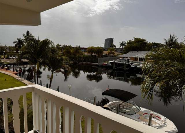 Property at 470 Paradise Isle Blvd #206, Hallandale Beach, FL 33009, 1 bed, 1 bath