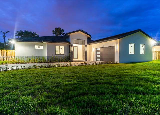Property at 8231 SW 193rd Ter, Miami, FL 33157, 5 beds, 4.5 baths